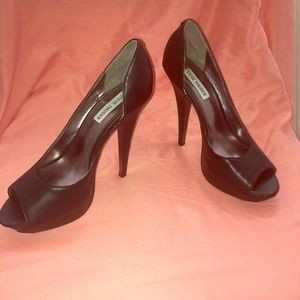 Steve Madden open toe platform heels